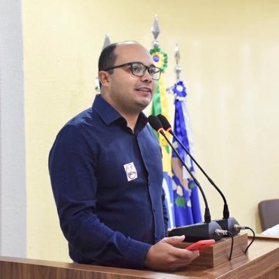 Gestor Público a frente da Secretaria Municipal de Educação de C. Novos, RN. Graduado pela UFRN em Matemática, Mestre pela UFRN & IMPA em Matemática .