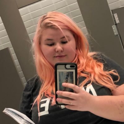 WhitsettLillie's profile picture. 