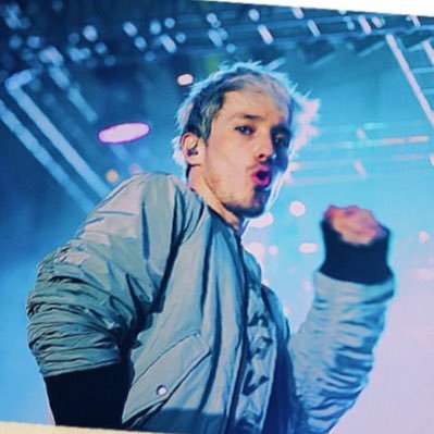 Alonso prima, il resto del mondo dopo. ♥ •#CD9InItalia