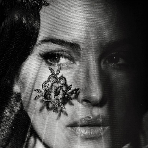 waybornec's profile picture. Τεθλιμμένη.What else?