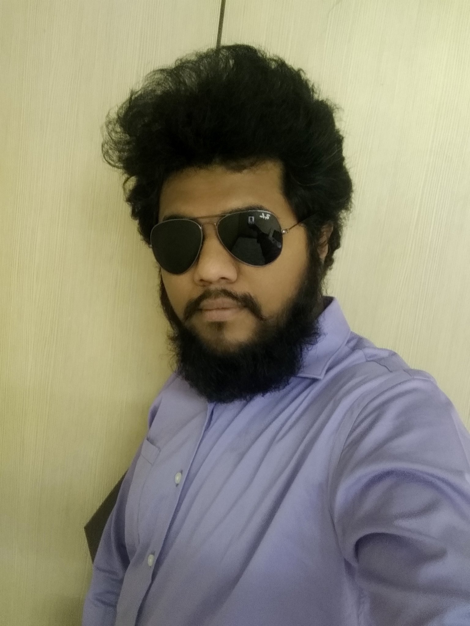 Vidyasa19540153's profile picture. 