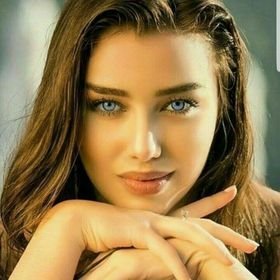 hi my name is Ashley Rosa. I am sample girl.