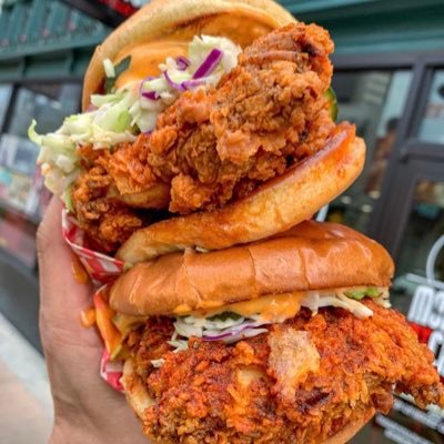 food__local's profile picture. تحديد اماكن إشهى المأكولات في جميع إنحاء العالم ليمكنكم تذوقها ليس فقط رؤيتها 🌍🍔.