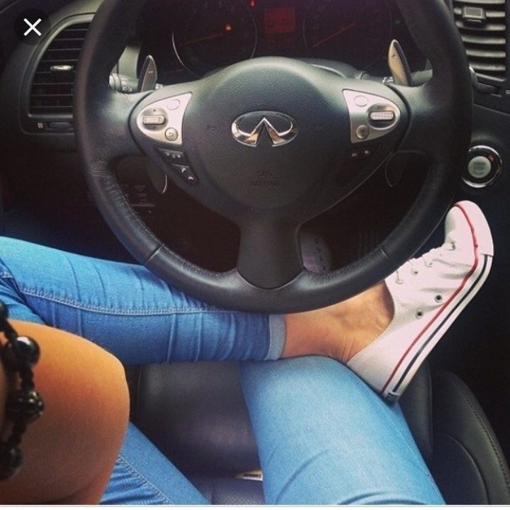 Charlot09274472's profile picture. 
