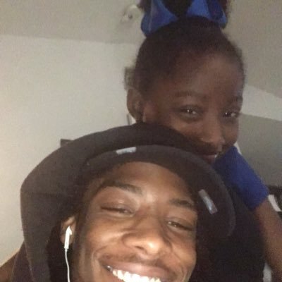 AverionCarodin1's profile picture. carpé noctem 🦇🦅🐺