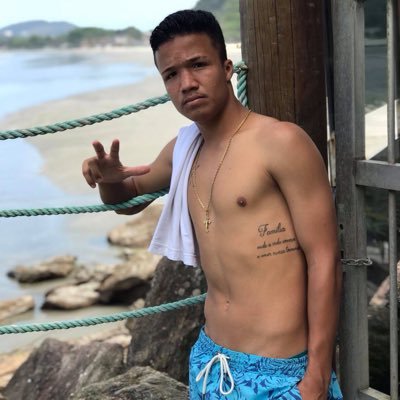 Paz, felicidade e amor próprio. O resto é resto. ✨