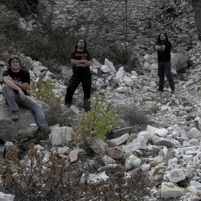 Banda de Metal Pesado Argentina, formada en 1996, con 3 Álbumes editados.