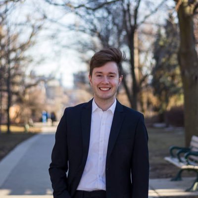 MD @uoftmedicine | @queensuim and @GIMtoronto alum | Internist | Former @queenschief | @roundstable | #meded + LGBTQ health. Views are my own. He/him. 🏳️🌈