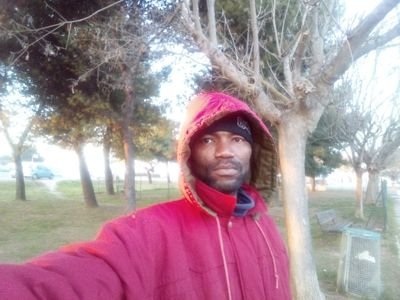 Am cool and very outgoing and mostly I don't like talking too much.... ;)