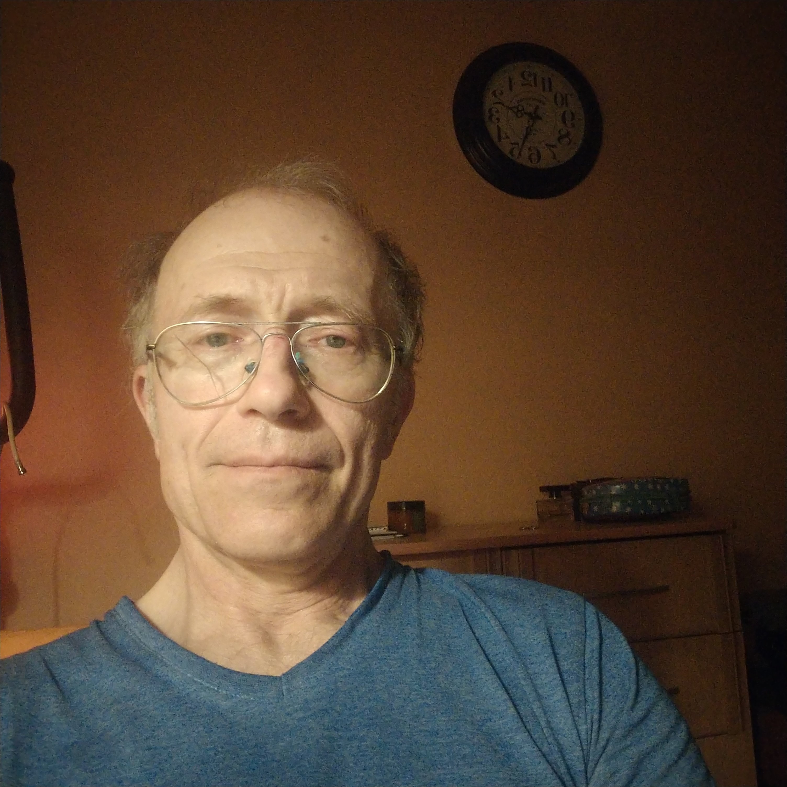 gvozd47's profile picture. искусствоведPoetic night Avive Citizen