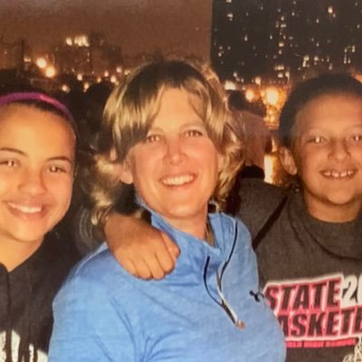 TeamMHSaunders's profile picture. 