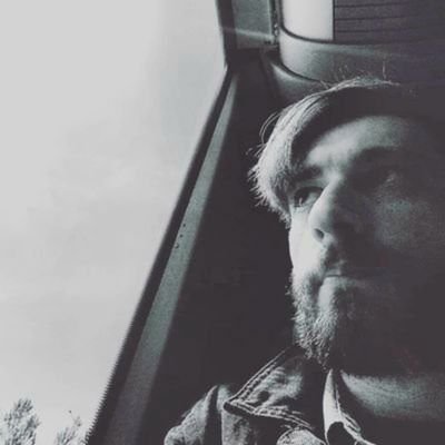 tkgzslm's profile picture. Bedendeki doğum lekesine 'ben' denilir de... Ya gönüldeki doğum lekesi? Öyle pak bir lekeye de anca 'sen' denilebilirdi. 🌋 | Sanatkâr, Zanâatkâr💎
SaÜ/İÜ/AÖF🎓