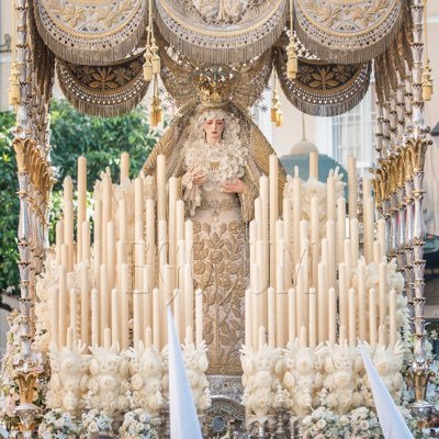 Cuenta desicada a María Santísima de los Angeles y al Cristo de la Fundación (Sevilla)