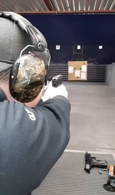 jgly31's profile picture. Referee, Music enthusiast, guitar player, angler, hunter. Got crushed between the boards by Ray Bourque once... that hurt