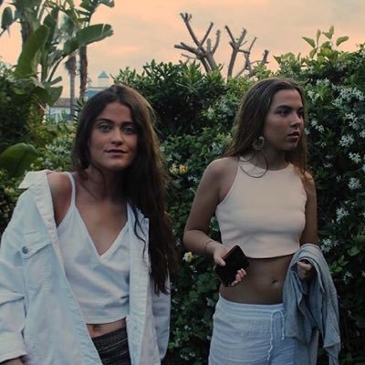 blan_lopez99's profile picture. bastante alta para mi estatura