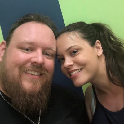 Vainglory enthusiast, season zero guild founder, twitch affiliate, tournament organizer, social media and community moderator, boosted Tier 10