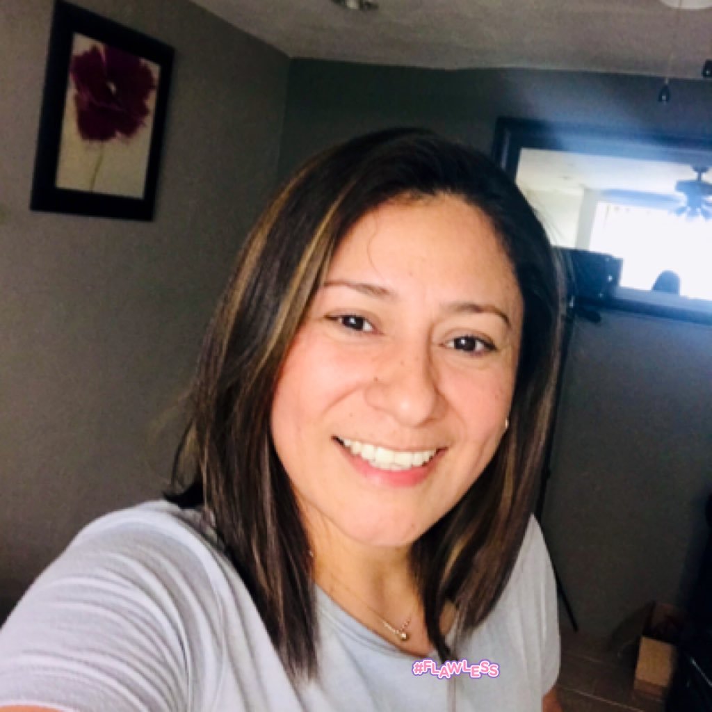 Karla3_76's profile picture. 