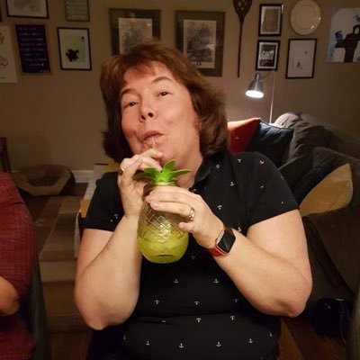 Treasurer for @autism_pc, Mother of @connorwwood, @colinwood_ca is my person, Apple FanGirl and Fan of Miami Dolphins and Notre Dame football. Nice Biker š„