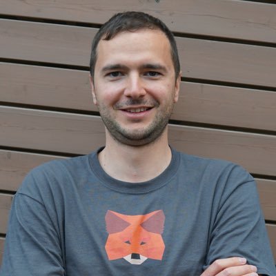 alekszah's profile picture. Doing crypto stuff ▵