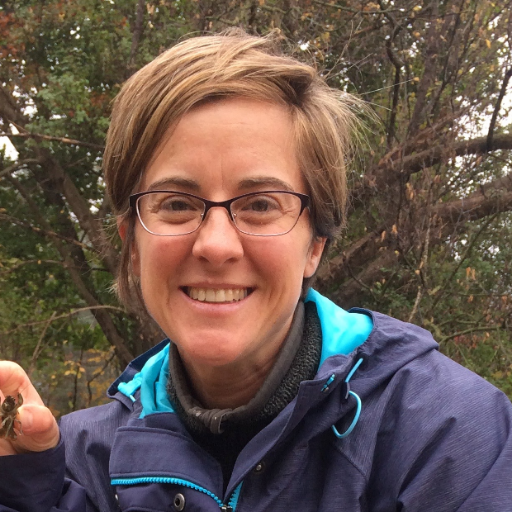 Fleming College prof, cross country ski afficcionado, parent & nature nerd.