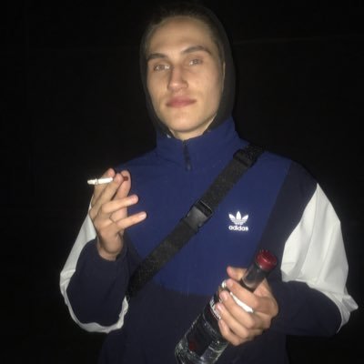 nikichkak's profile picture. ))