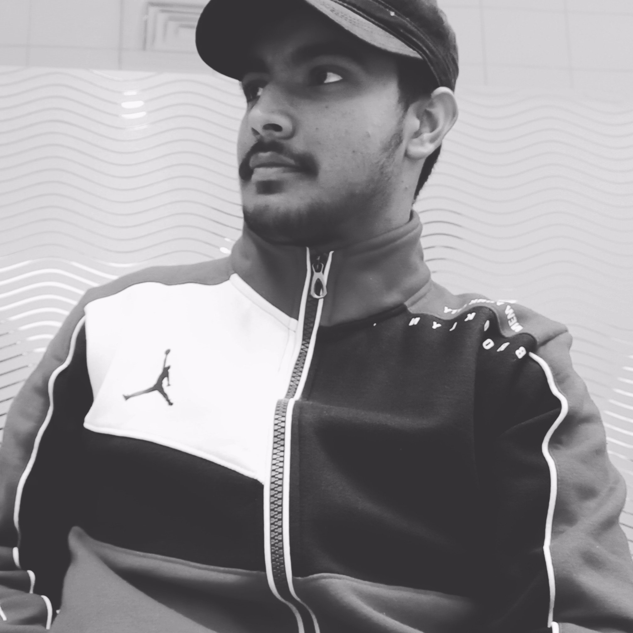 n_narula's profile picture. 🚀 Frontend Developer | ReactJS ⚛️ | JavaScript 🟨