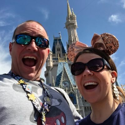 MidwestDisnerds's profile picture. 