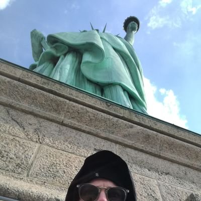 NitvalTennaoj's profile picture. 