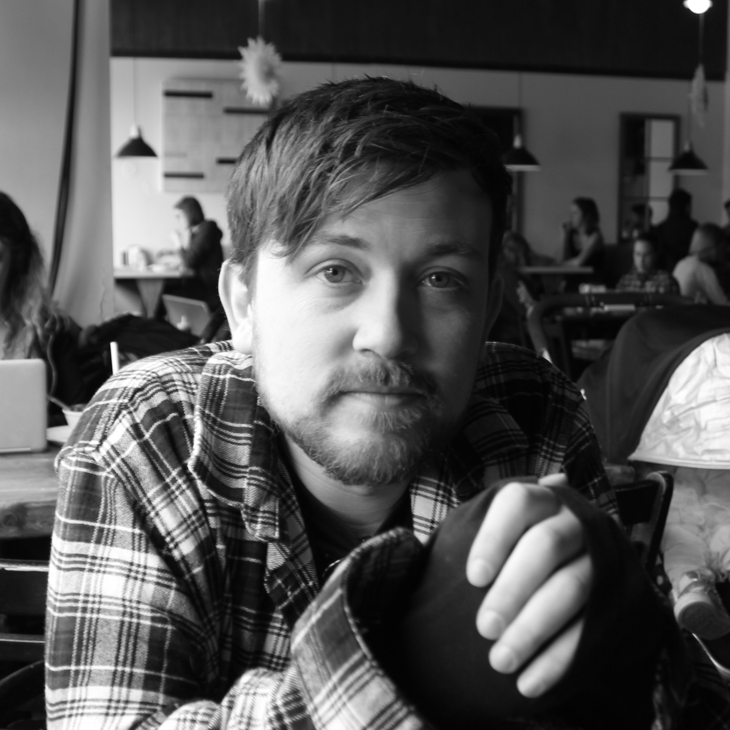 ScottLeonTO's profile picture. Committed to advancing housing affordability and equity. Also things with two wheels. Consultant at @TORHousing. Formerly Researcher at @WellesleyWI.