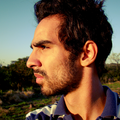 daniel_linard's profile picture. Minhã mãe queria que eu fosse alguém na vida, mas eu virei desenvolvedor de web (RIA), modelador/animador 3D, e publicitário.