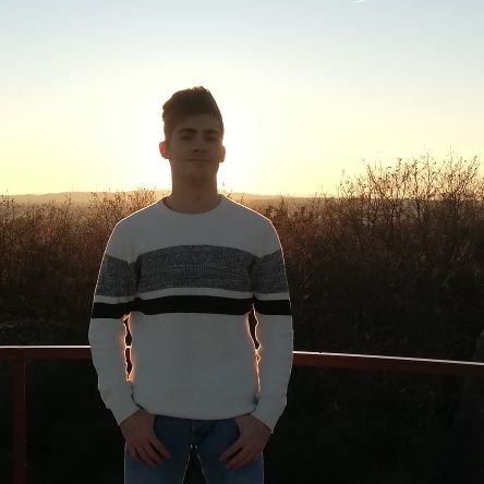 saywhaaaaaattt's profile picture. 