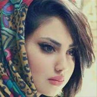 koka28k's profile picture. ‏لا تحتقر من يطيلون النظر اليك..
قد تكون تشبه احبابهم البعيدين..
او تمتلك شئ من ذكرياتهم .
فقط ابتسم
فا لاربعون لم يخلقوا عبثاً ❤️