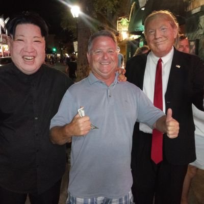 poppoe22's profile picture. Prolly at the beach