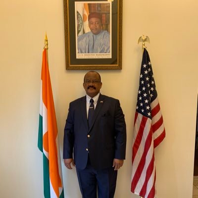 Ambassadeur Extraordinaire et Plénipotentiaire du Niger auprès des États Unis d’Amérique . Mes tweets n’engagent que moi ...et encore !
