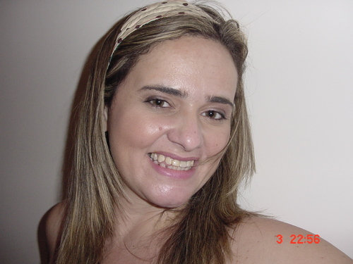 Comunicadora apaixonada pelo que faz! Esposa do César, amiga do Espírito Santo
