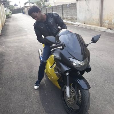 Chukyjunior's profile picture. My feet are planted in my country but my eyes see the world.
My mind is global || Engineer || Friend to my middle name || PHC Biker ||#MUFC || #PushersPusher