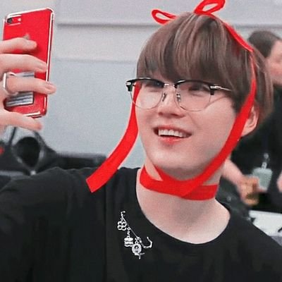 .ೃ 
   ✎ʟᴏᴠᴇ? ᴡʜᴀᴛ ɪs ᴛʜᴀᴛ sʜɪᴛ ੦࿐࿔*:･ﾟ
