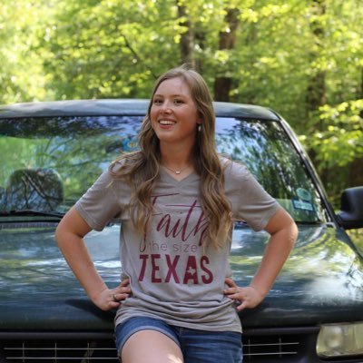 •Don't look forward in fear, but upward in faith• ETBU Alum|DARC🏉| ATC
