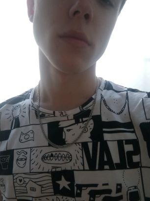 sliozymaka's profile picture. Грязные капли по твоим проводам.