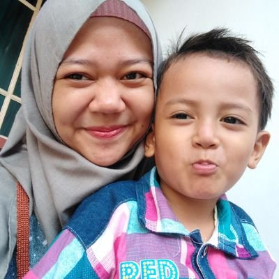 R_linda99's profile picture. buah kesabaran itu manis rasanya ❤❤