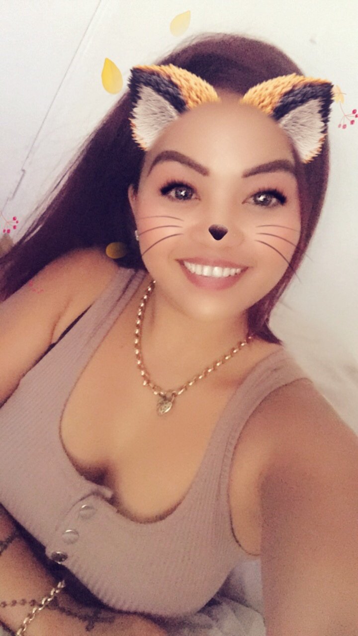 22 ❤️ PRETTY HAPPY young lady#followMeAndiFollowYouBack