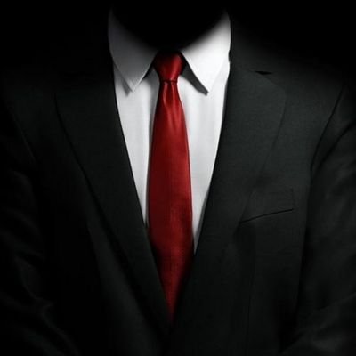 AIphaKiller's profile picture. In a group of people the alpha killer is the person taking underdog. 
When the right moment comes, he will challenge the alpha male of the group.