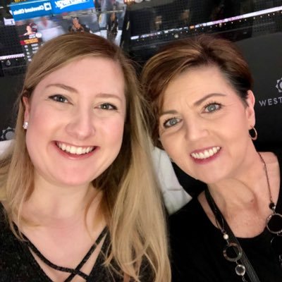 albal92's profile picture. Mrs. 💍 Cat Mom 😸