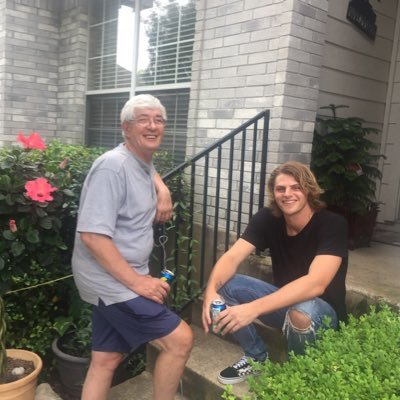 ayeitstate's profile picture. just tryna do my thang