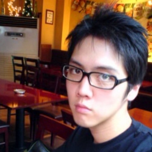 Thomaskim7's profile picture. 