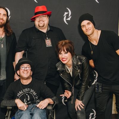 Ryanbirchard's profile picture. an excentric photography artist whos a bit crazy.