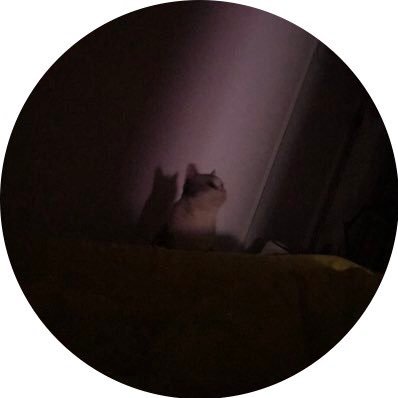 hydeyjl's profile picture. 望着自己的尸体，无喜也无悲