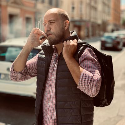 Lead UI consultant & CX/UX evangelist @codecentric.