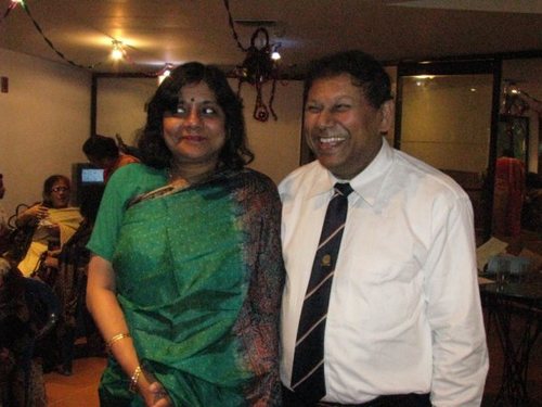 Engineer with US Navy, enjoy Dhingana and FB. Promote US-India relations.