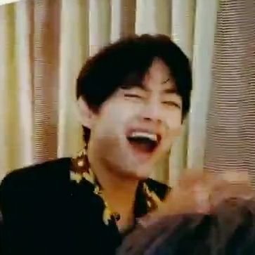 My backup account for support and voting @BTS_twt |